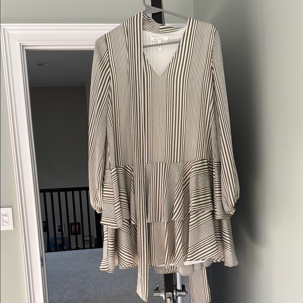 Classic Feminine Avec Les Filles Dress